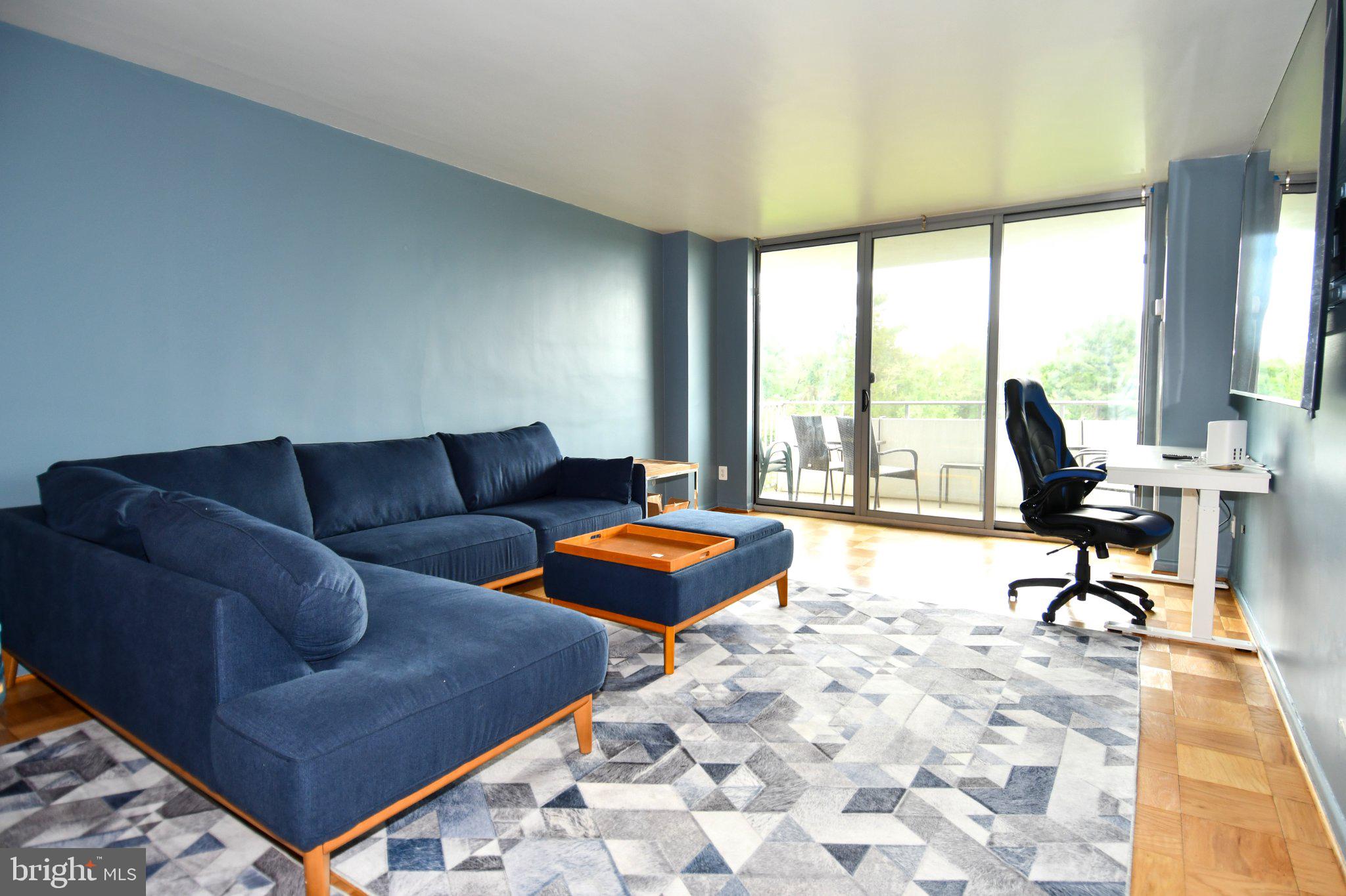 5101 River Road, Unit 712 Bethesda, MD 20816 - Photo 5 of 38 Modern living space with serene views.