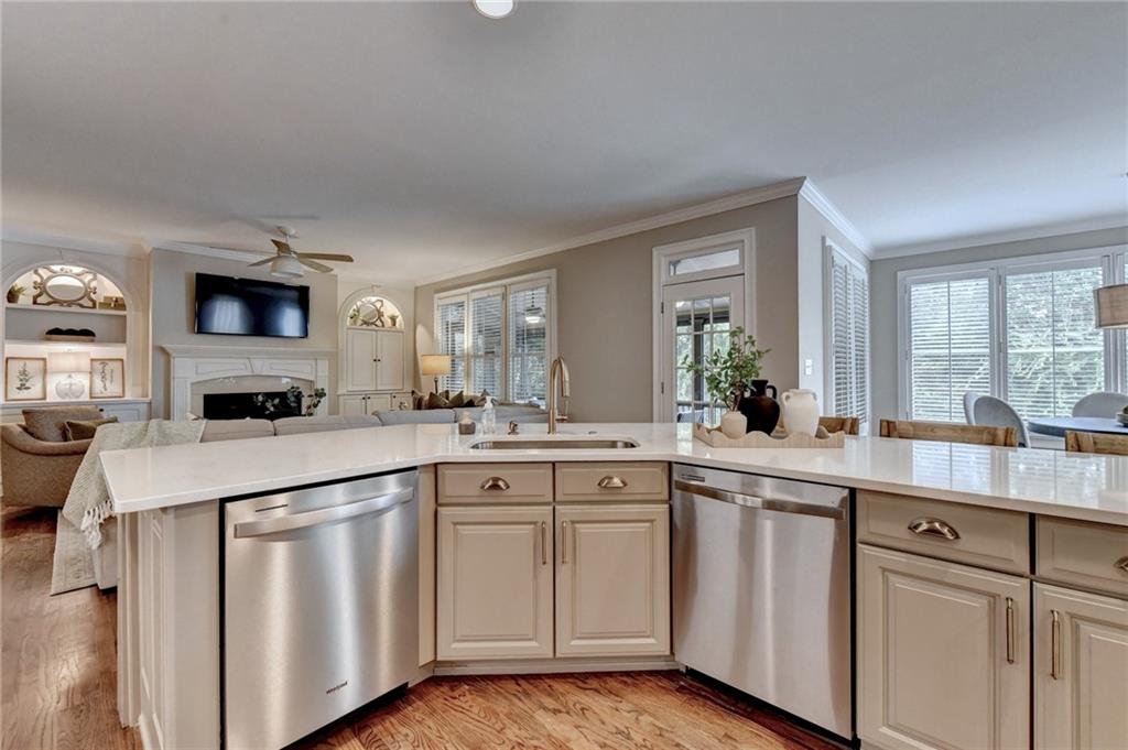 4871 Tarry Post Lane Suwanee, GA 30024 - Photo 31 of 131