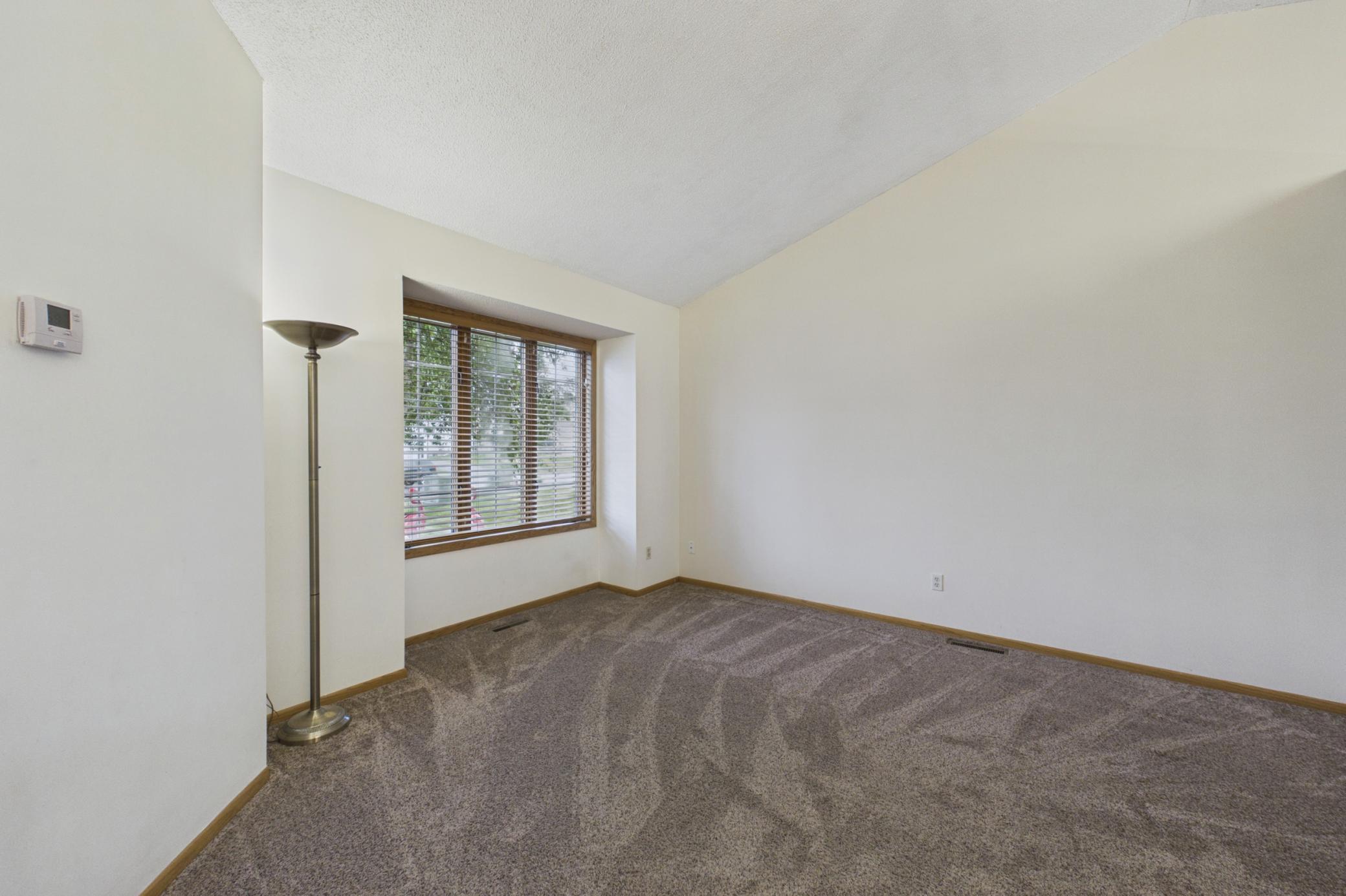 9176 Sierra Road Woodbury, MN 55125 - Photo 16 of 36