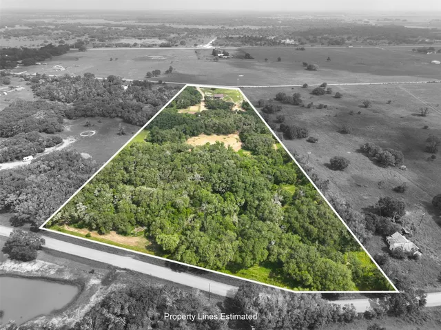 a view of a garden in a yard