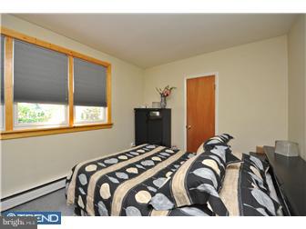 528 Doylestown Road Lansdale, PA 19446 - Photo 13 of 25 Bedroom 3