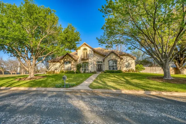 $719,000 | 269 Quail, Meadowlakes, TX 78654