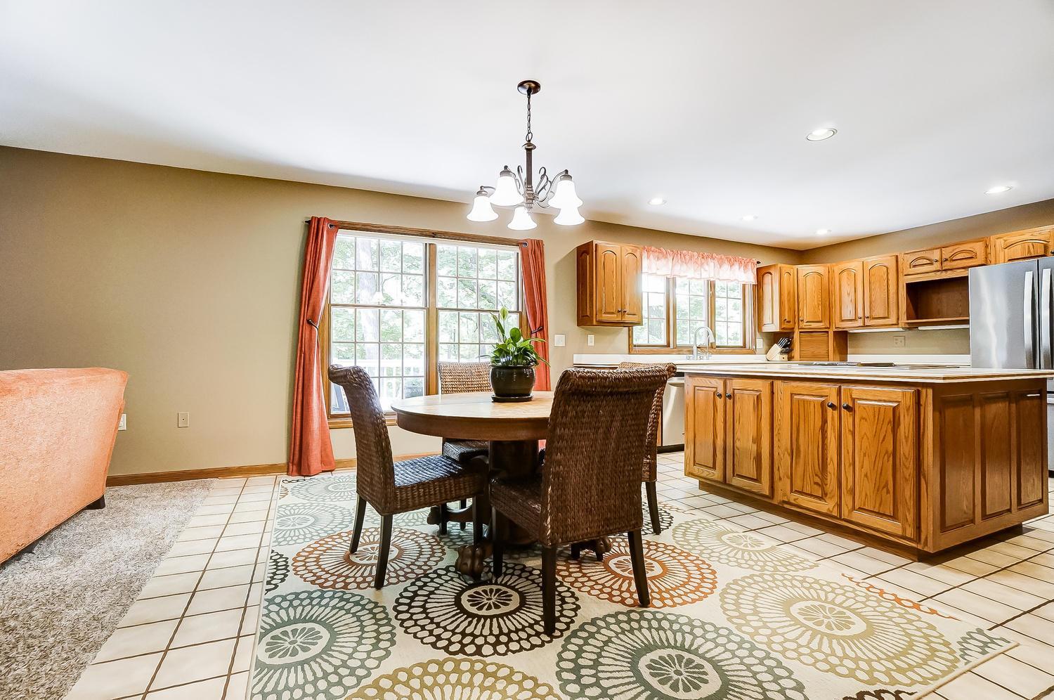 7120 Oakwood Road Circleville, OH 43113 - Photo 14 of 77