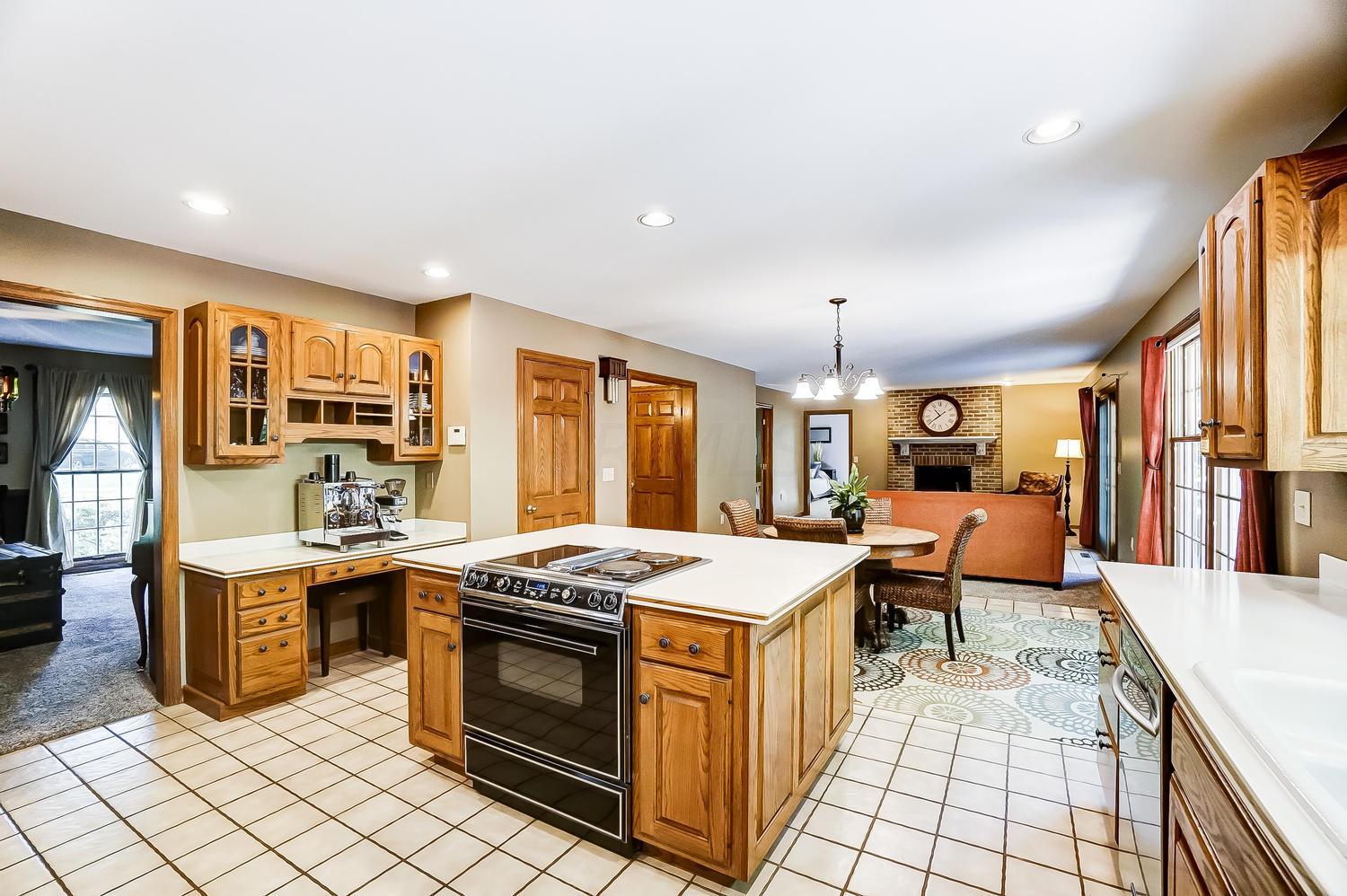 7120 Oakwood Road Circleville, OH 43113 - Photo 18 of 77