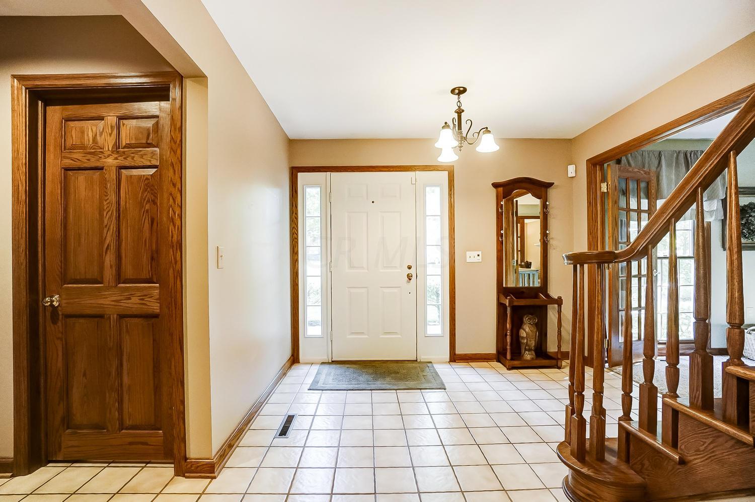 7120 Oakwood Road Circleville, OH 43113 - Photo 5 of 77