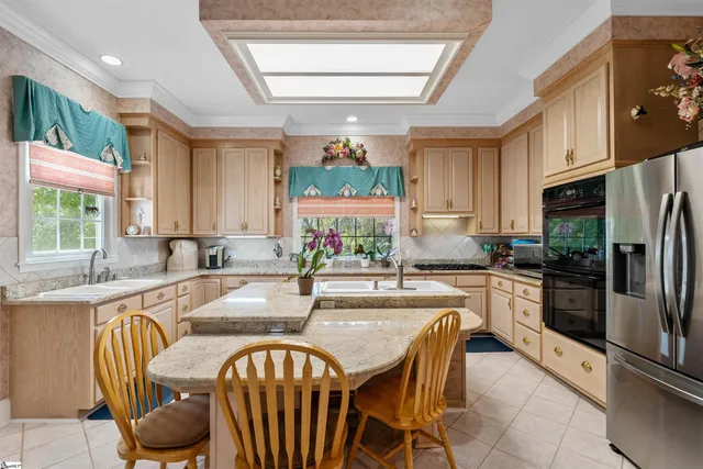 $1,395,384 | 402 Nanaloo A Avenue, Waterloo, SC 29384