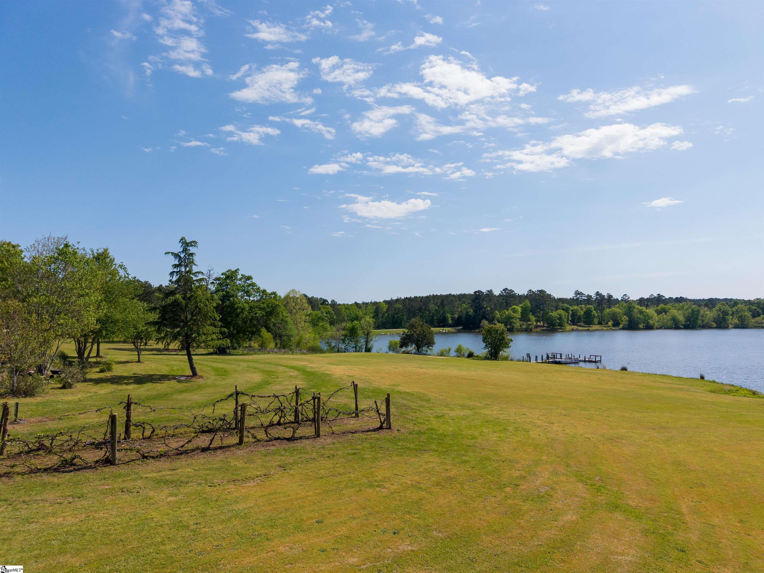 402 Nanaloo A Avenue Waterloo, SC 29384 - Photo 3 of 39