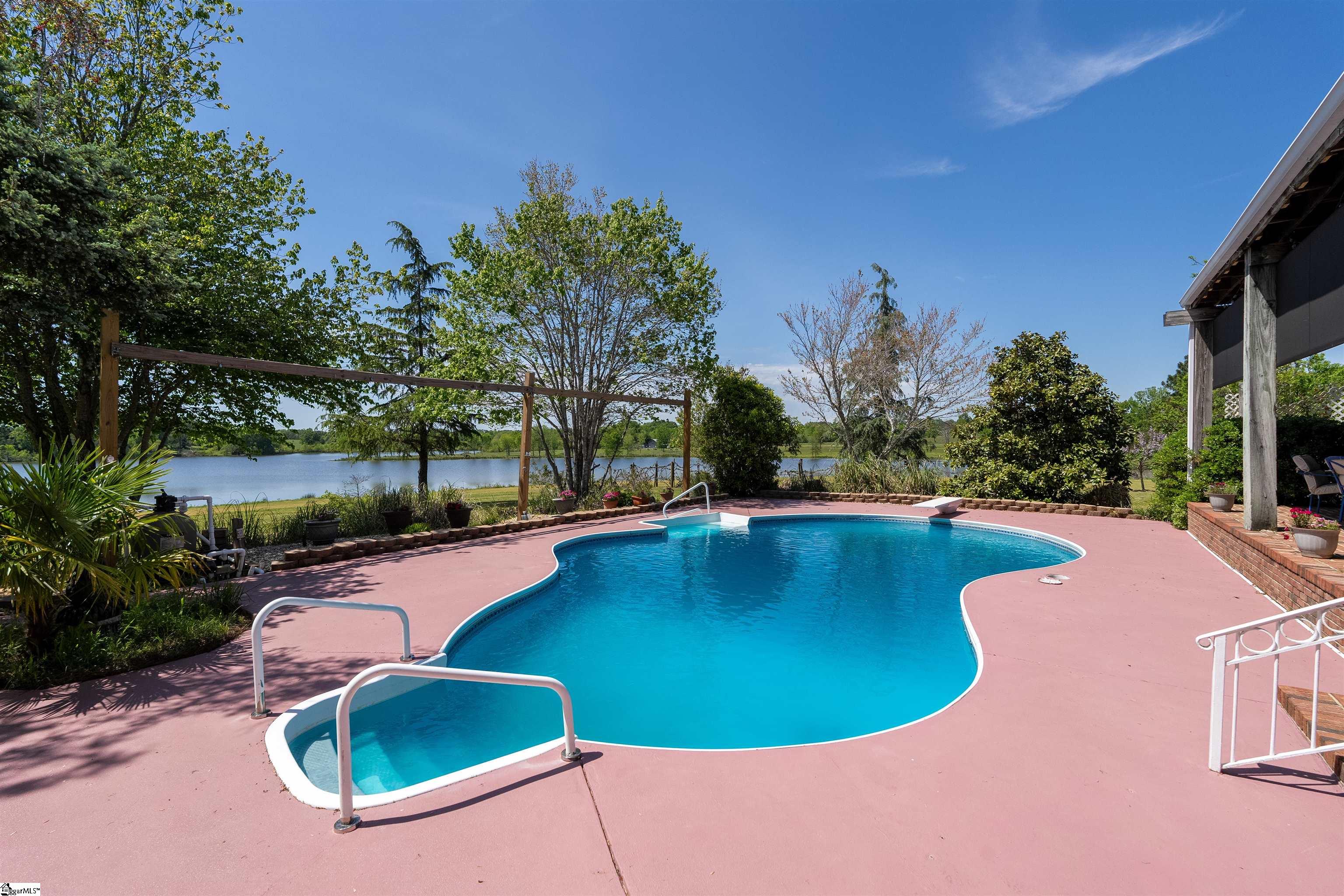 402 Nanaloo A Avenue Waterloo, SC 29384 - Photo 33 of 39