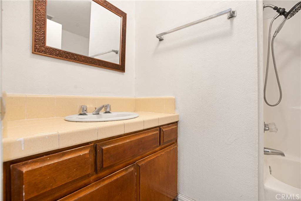 5335 Monterey Road Los Angeles, CA 90042 - Photo 27 of 33