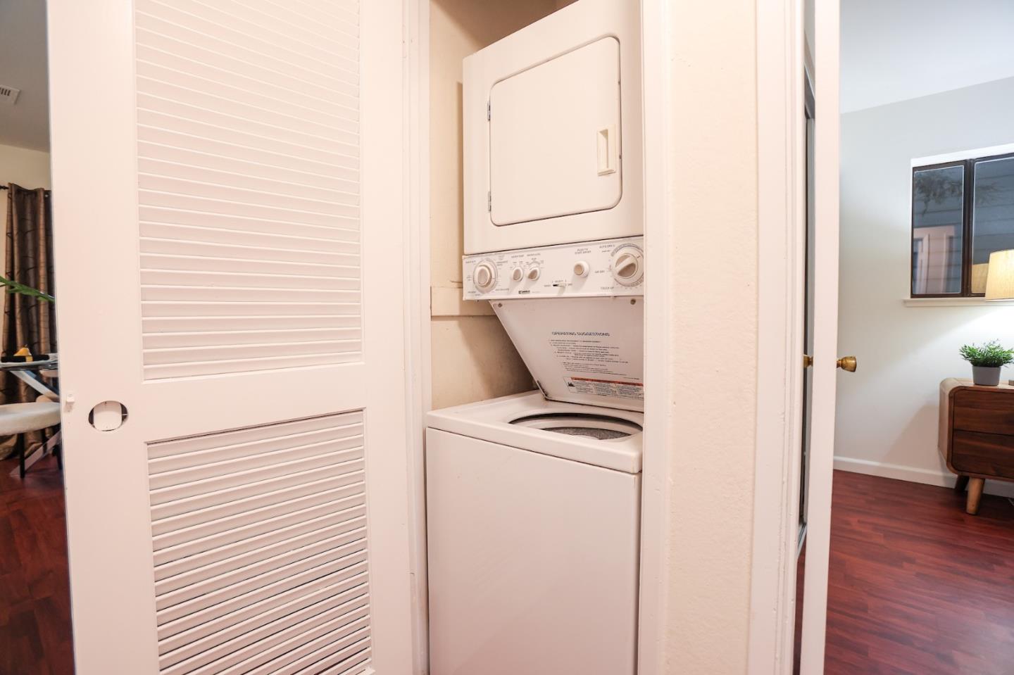 274 Stonegate Circle San Jose, CA 95110 - Photo 18 of 28 a view of kitchen and utility room with wooden floor