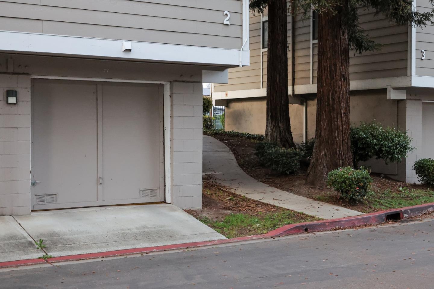 274 Stonegate Circle San Jose, CA 95110 - Photo 27 of 28 a view of backyard space