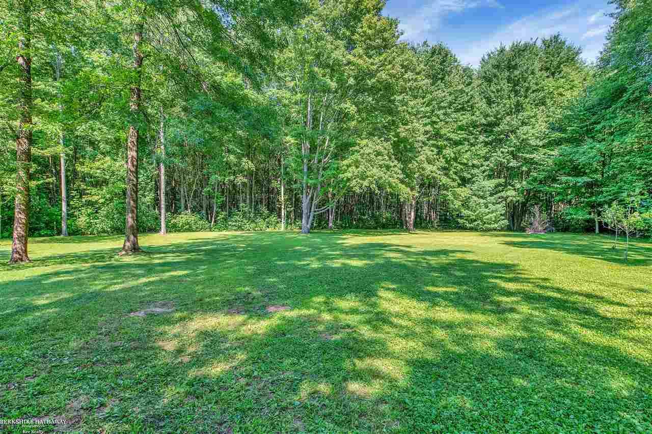 9161 Folkert Road Algonac, MI 48001 - Photo 2 of 33