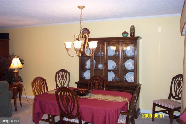 4617 Riddle Drive Nottingham, MD 21236 - Photo 5 of 26 Dining Room