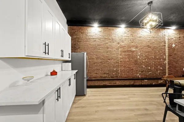 $3,000 | 136 Court Street, Unit 2, Binghamton, NY 13901