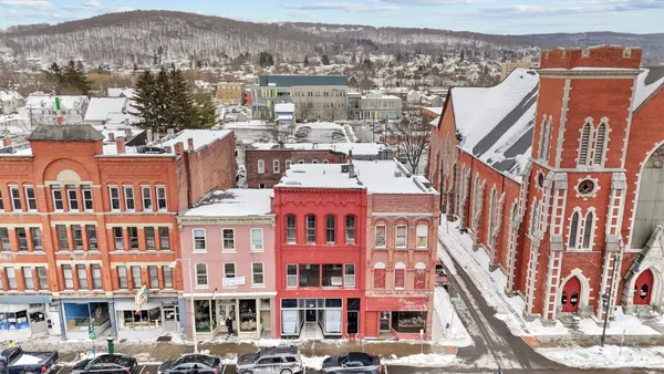 $3,000 | 136 Court Street, Unit 2, Binghamton, NY 13901