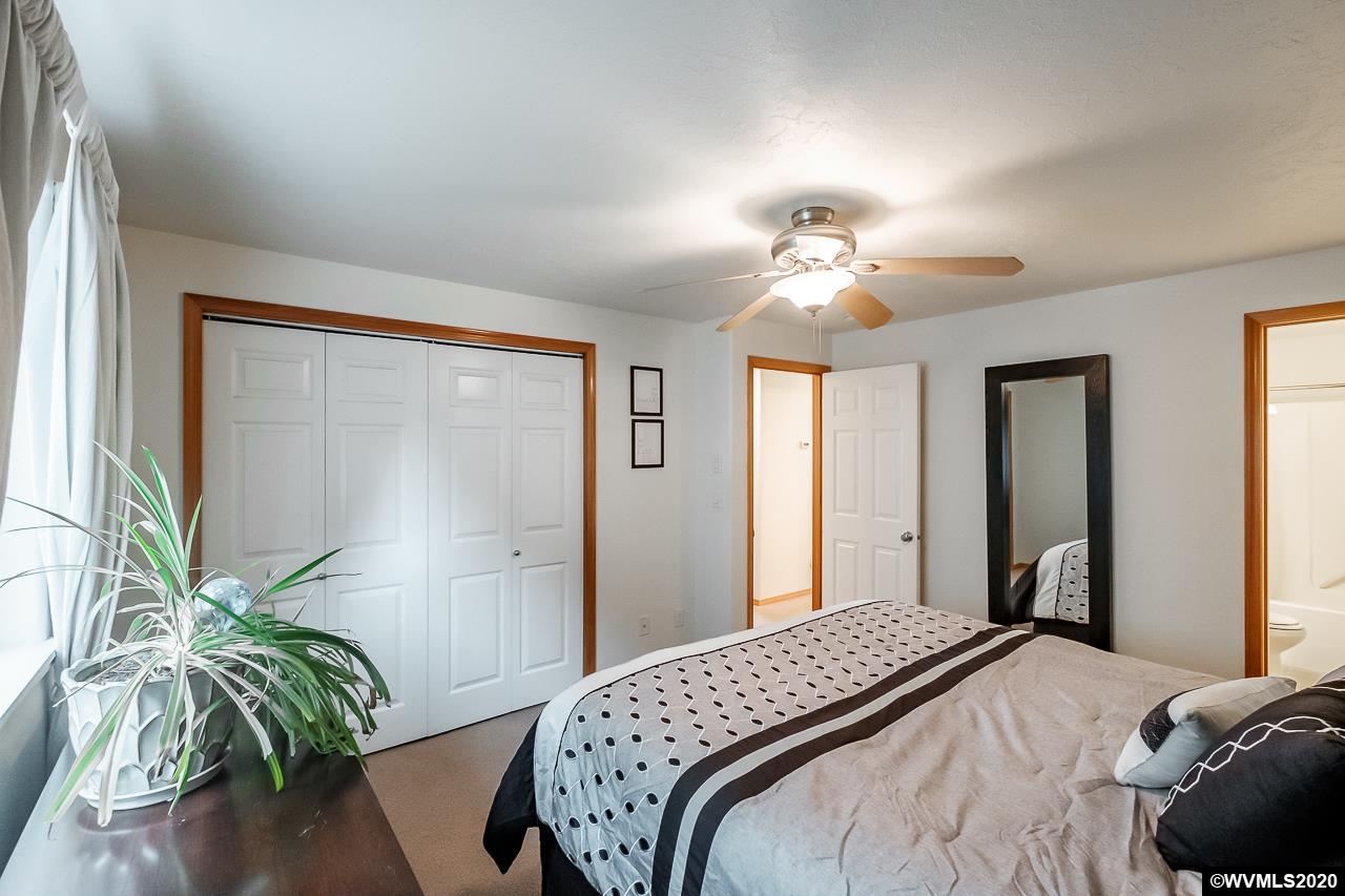 2160 Del Rio Avenue Southeast Albany, OR 97322 - Photo 23 of 42 Gallery Image 23