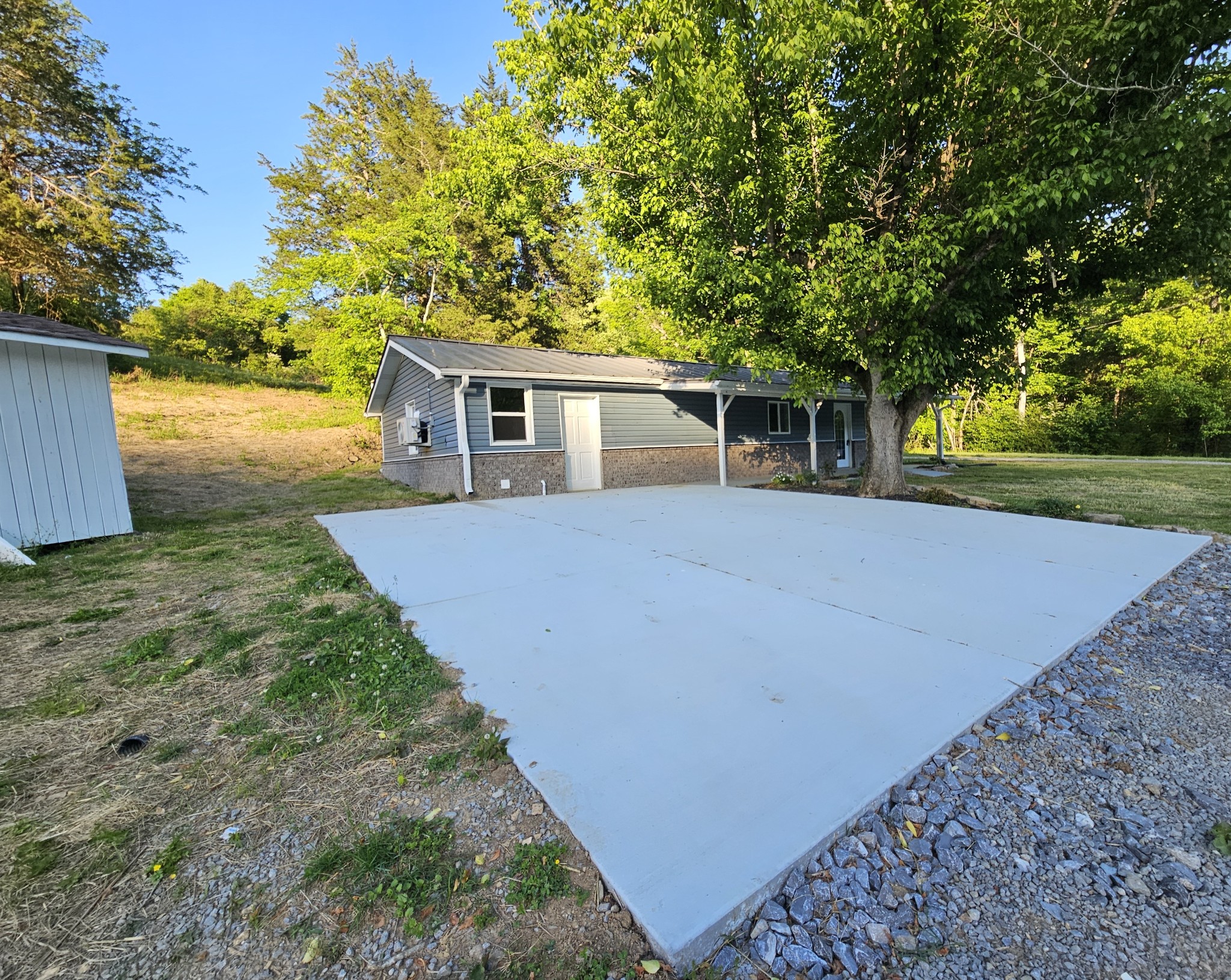 3337 Hartsville Road Lafayette, TN 37083 - Photo 8 of 47 Gallery Image 8