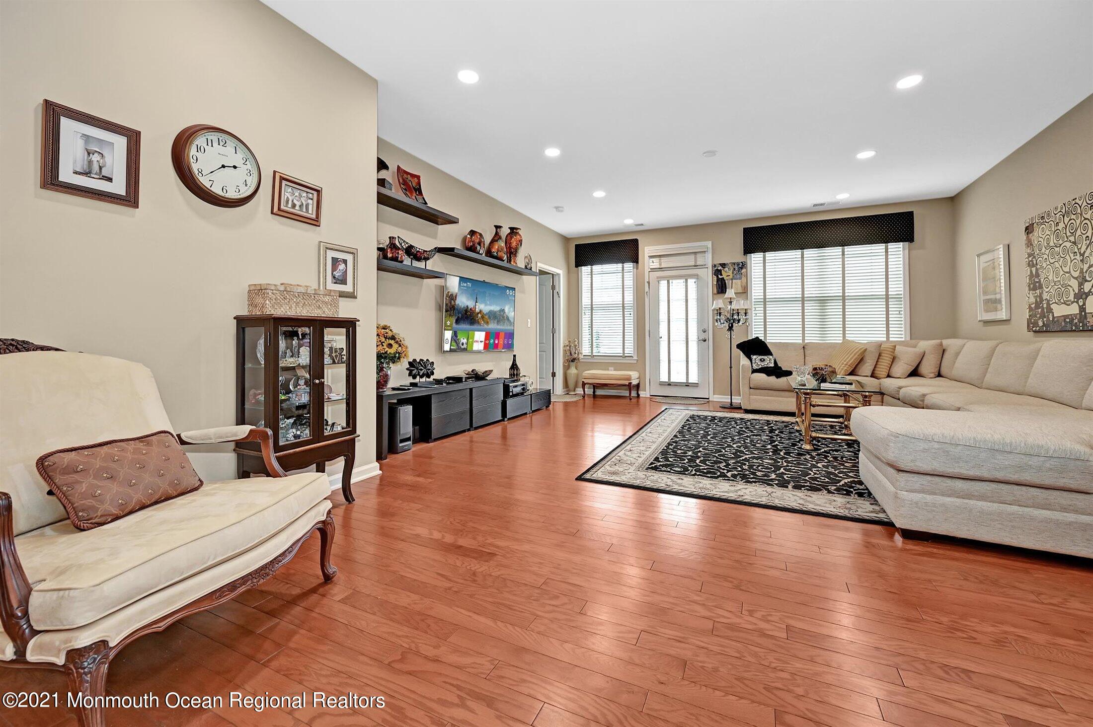 20 Denerail Road Manalapan, NJ 07726 - Photo 15 of 52 14-Family