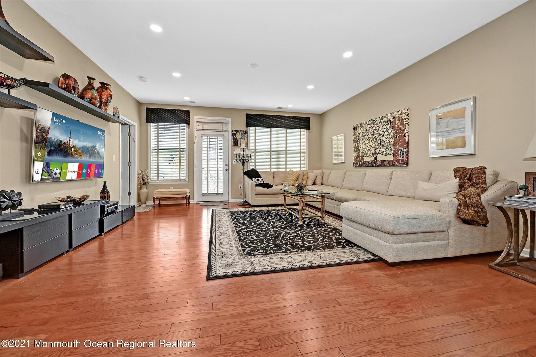 20 Denerail Road Manalapan, NJ 07726 - Photo 16 of 52 15-Family