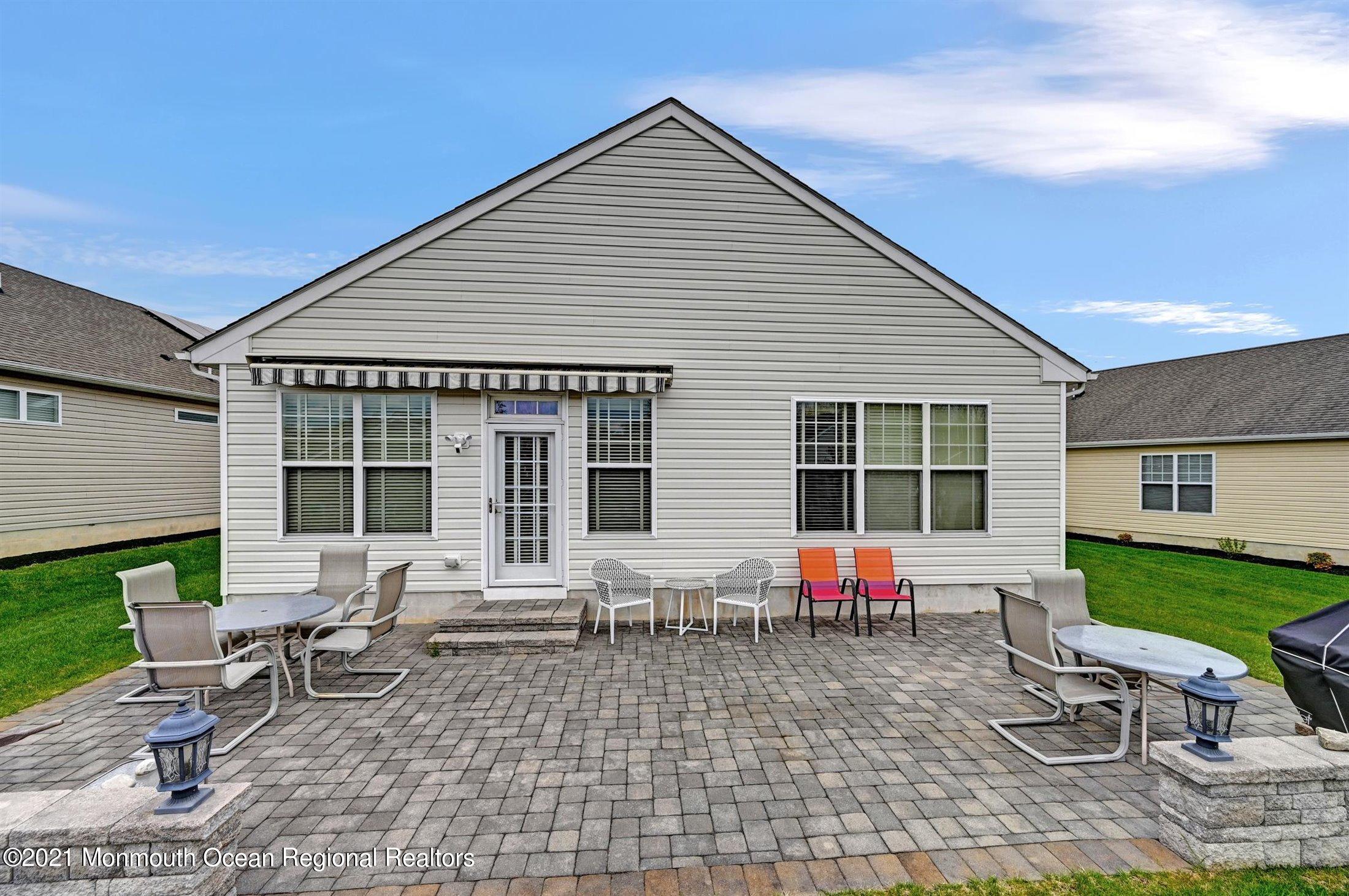 20 Denerail Road Manalapan, NJ 07726 - Photo 30 of 52 29-Patio