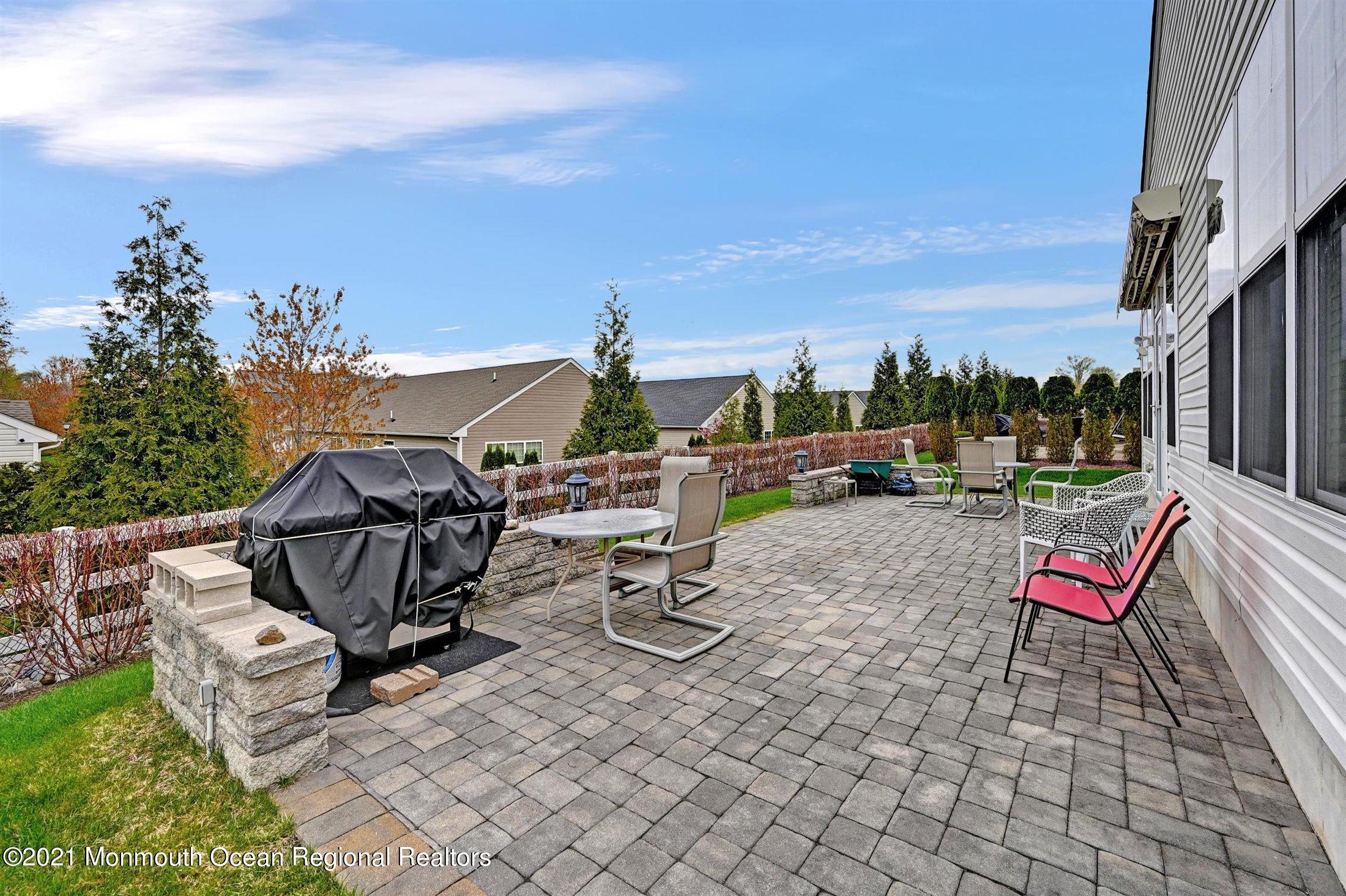 20 Denerail Road Manalapan, NJ 07726 - Photo 31 of 52 31-Patio