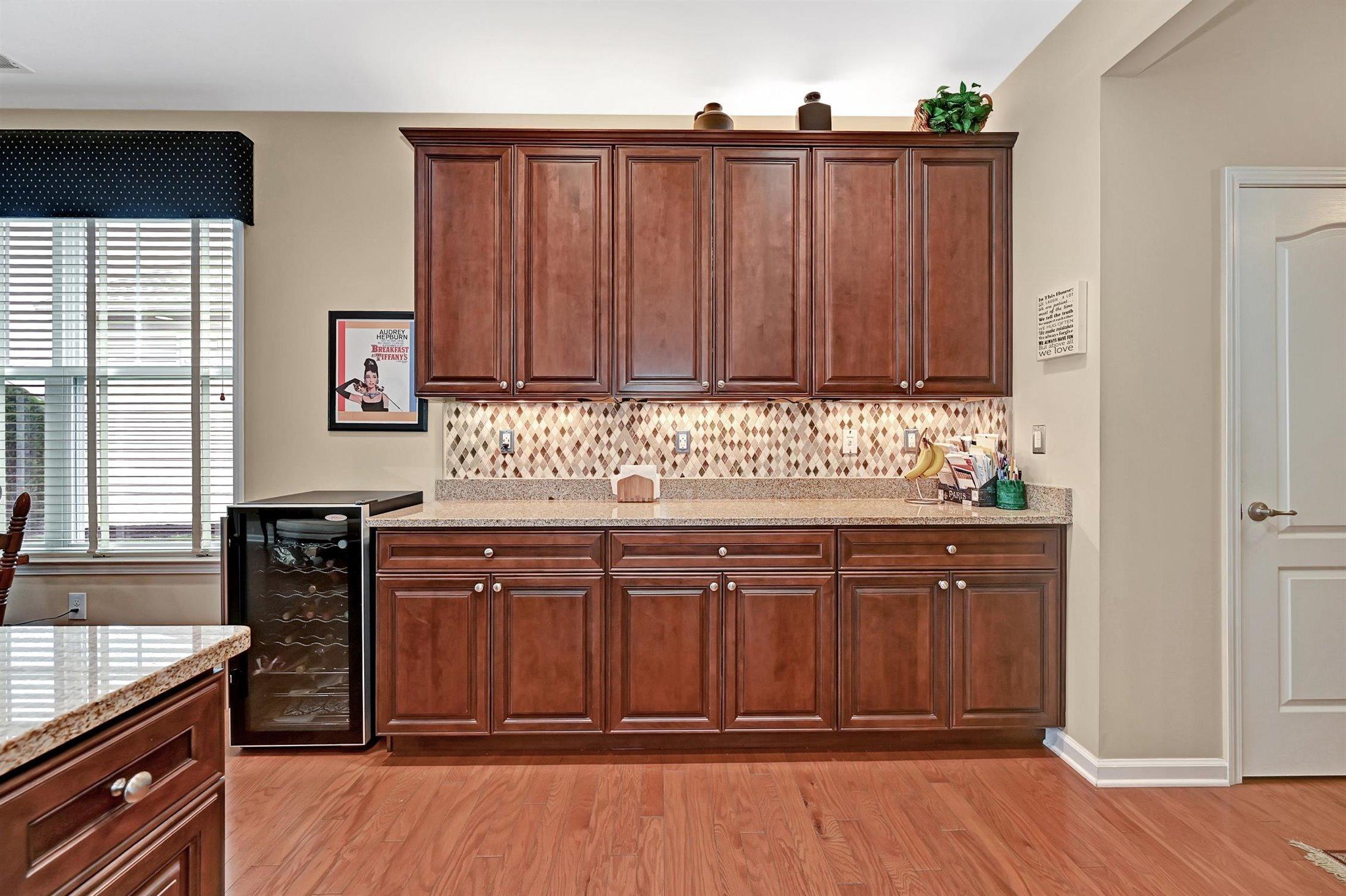 20 Denerail Road Manalapan, NJ 07726 - Photo 10 of 52 09-Kitchen