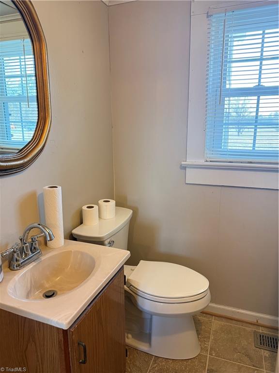 6942 Carbonton Road Sanford, NC 27330 - Photo 27 of 46