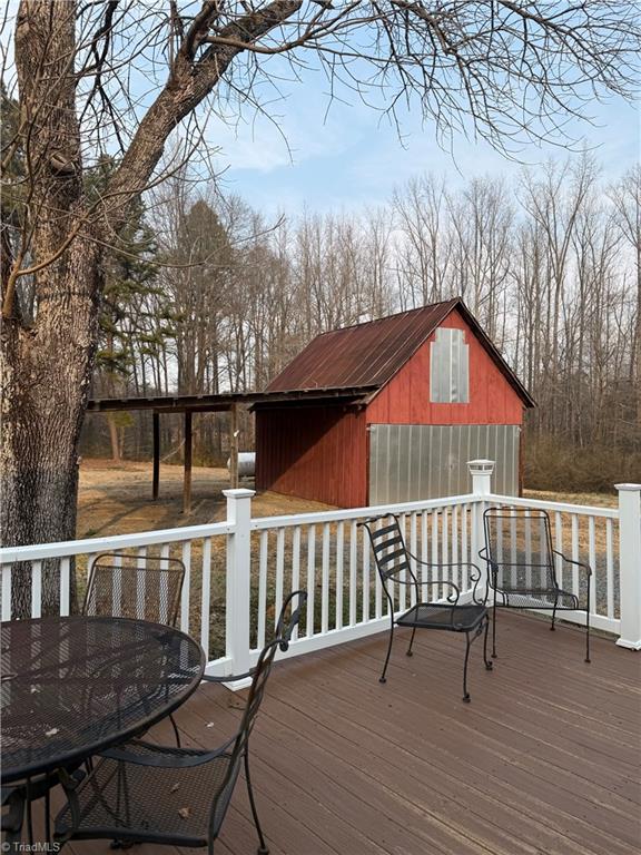 6942 Carbonton Road Sanford, NC 27330 - Photo 5 of 46