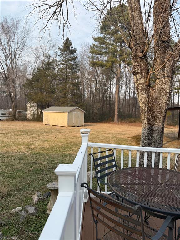6942 Carbonton Road Sanford, NC 27330 - Photo 6 of 46