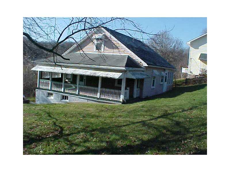 Exterior Front. FRONT