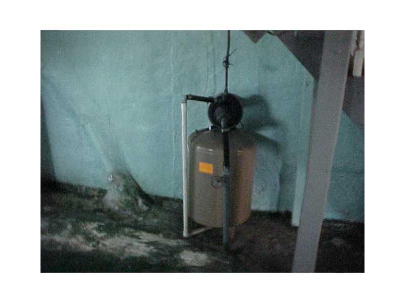 728 Pinkerton Run Road Oakdale, PA 15071 - Photo 11 of 12 Other. PUMP FOR WATER SUPPLY