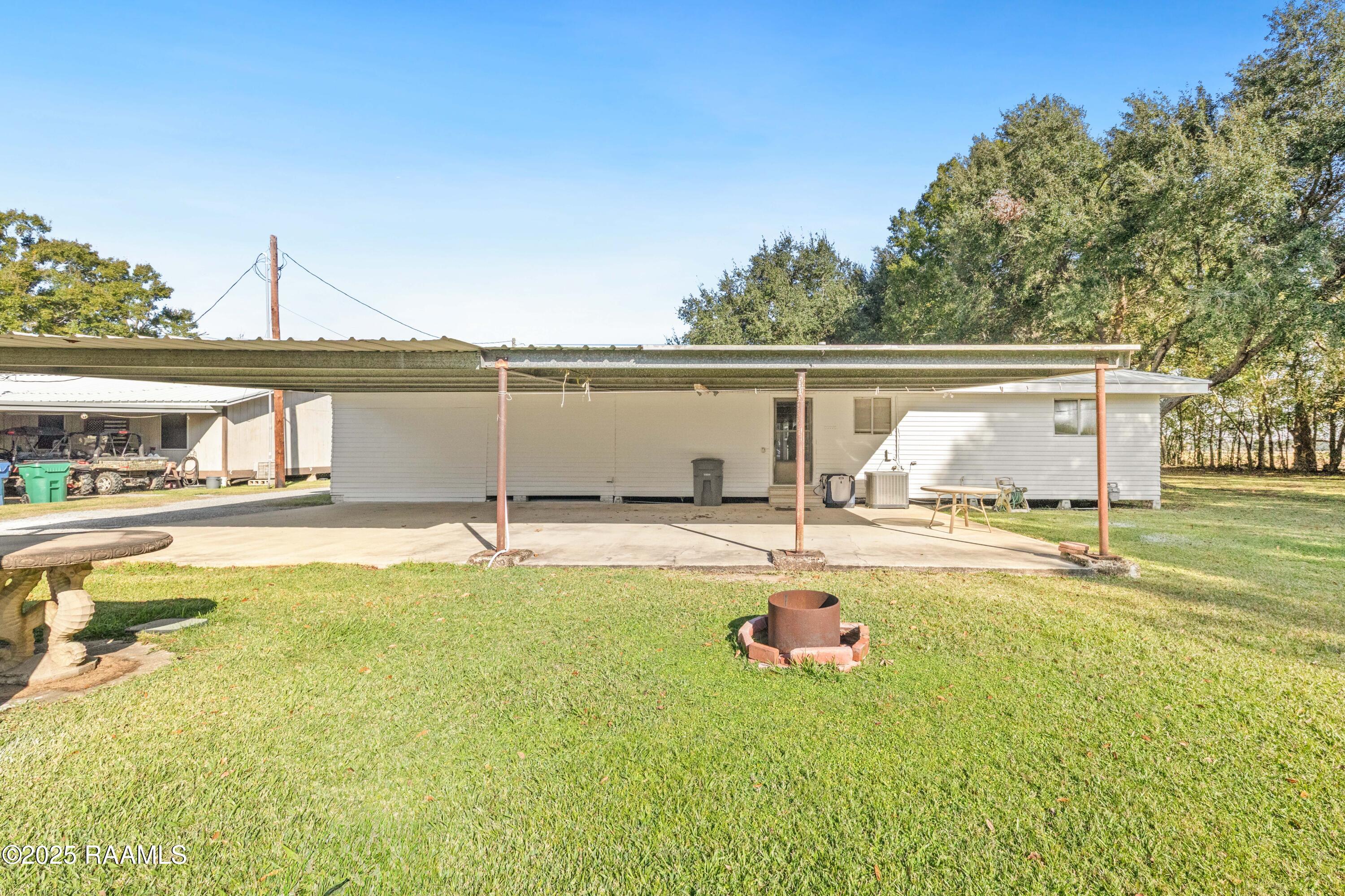 18331 Lois Street Kaplan, LA 70548 - Photo 39 of 43 18331Lois-16