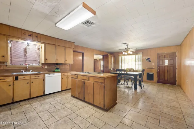 $129,000 | 18331 Lois Street, Kaplan, LA 70548