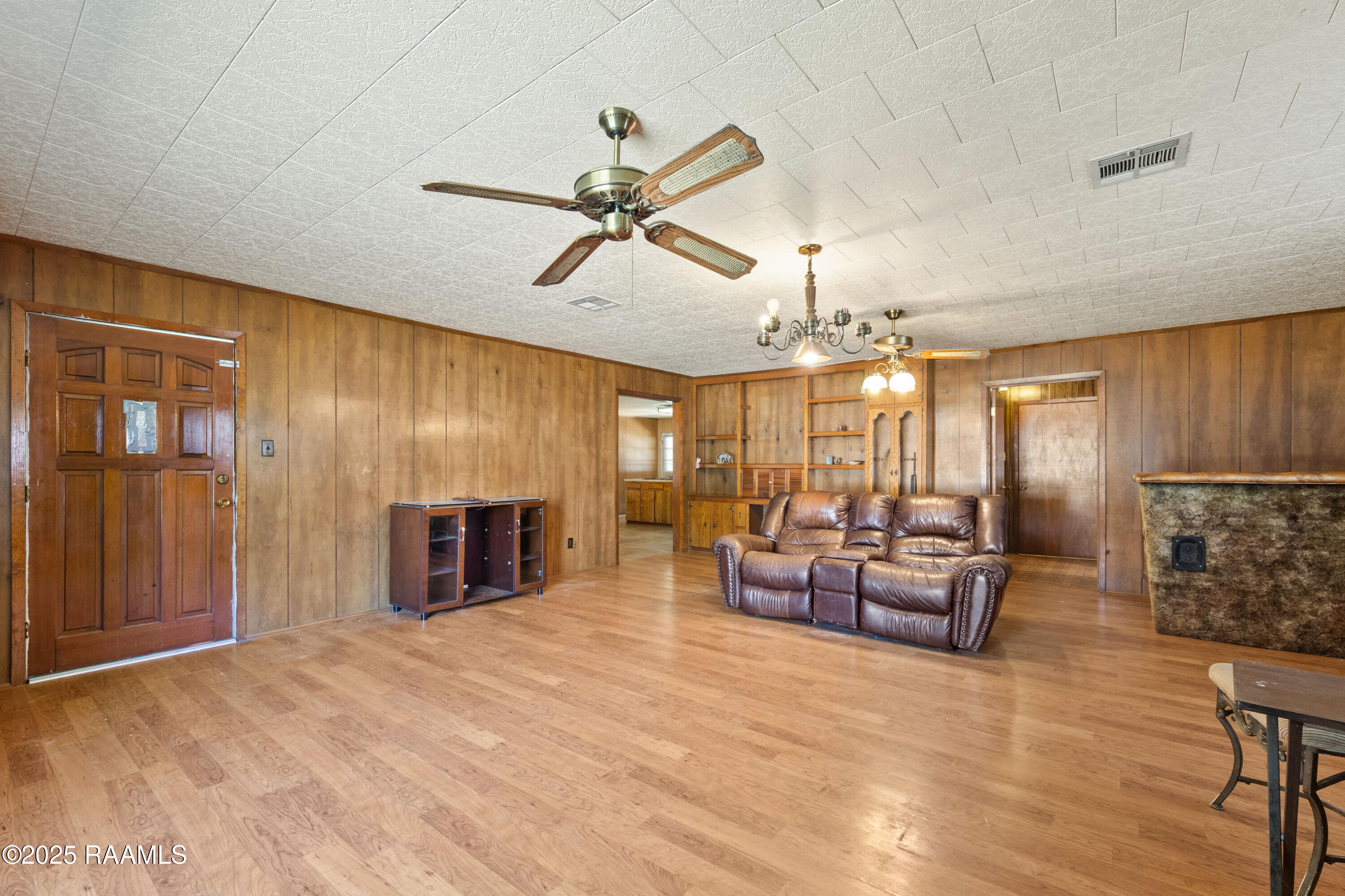 18331 Lois Street Kaplan, LA 70548 - Photo 8 of 43 18331Lois-53