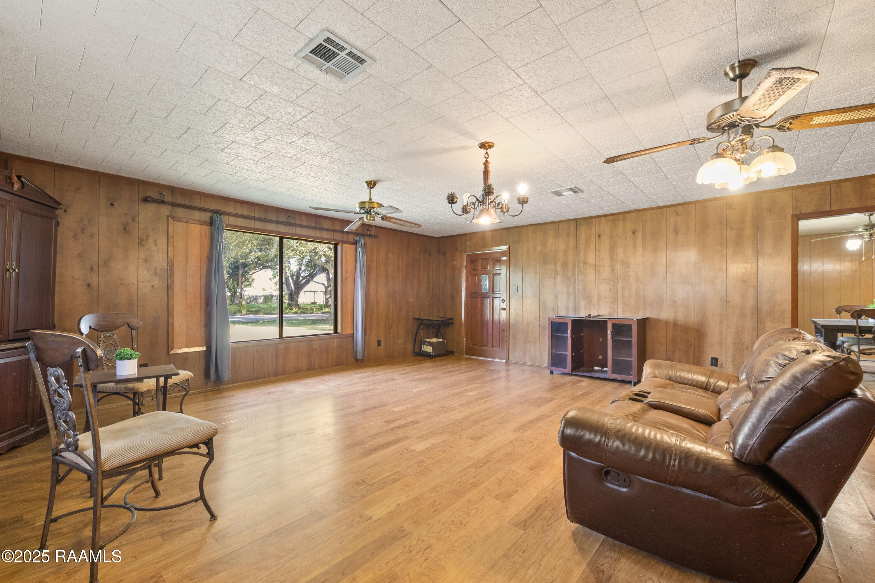 18331 Lois Street Kaplan, LA 70548 - Photo 9 of 43 18331Lois-59