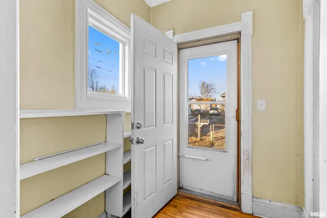 $64,900 | 204 Catherine Street, Pekin, IL 61554