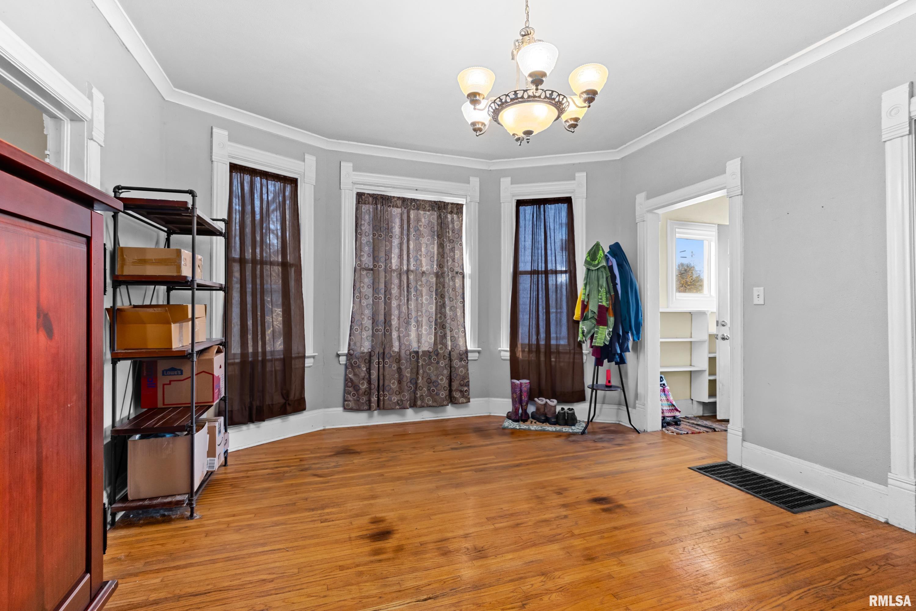 204 Catherine Street Pekin, IL 61554 - Photo 9 of 24