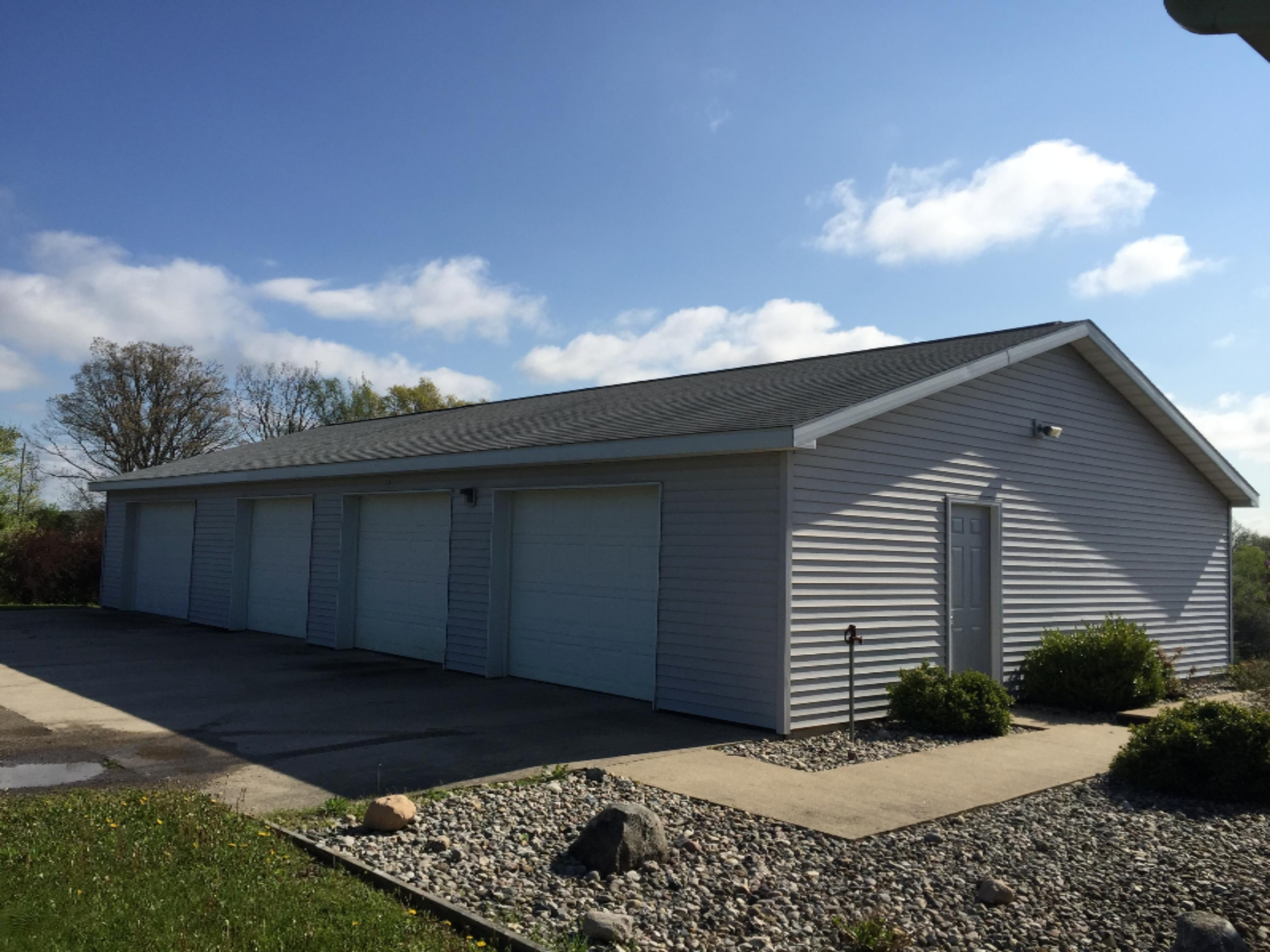 3314 East Charles Road Ionia, MI 48846 - Photo 4 of 22 028