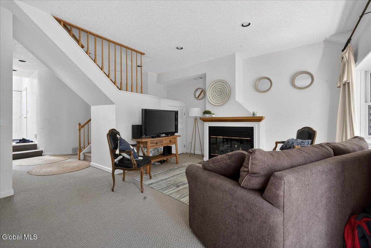 22 Lakeview Road Saratoga Springs, NY 12866 - Photo 7 of 56 46-DSC01247