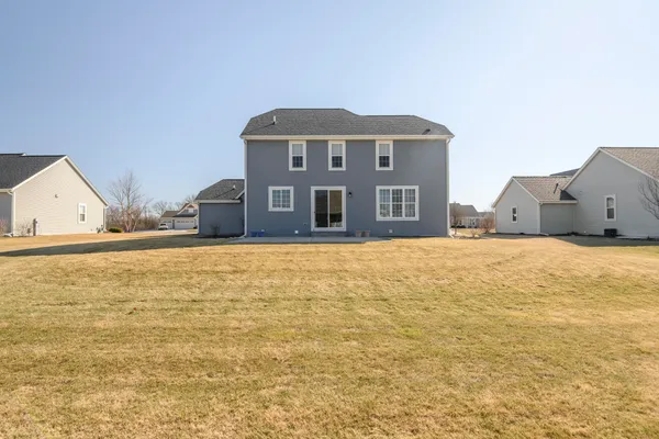 $675,000 | 512 Westlawn Avenue, Mukwonago, WI 53149