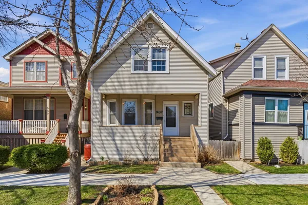 $550,000 | 907 Ferdinand Avenue, Forest Park, IL 60130