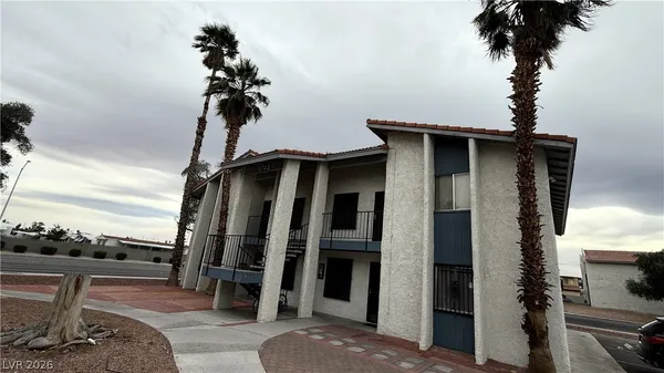 $1,300 | 4744 West Twain Avenue, Unit A, Las Vegas, NV 89103
