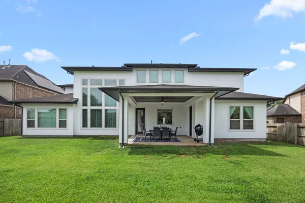 $1,299,000 | 5415 Lockwood Bend Lane, Sugar Land, TX 77479