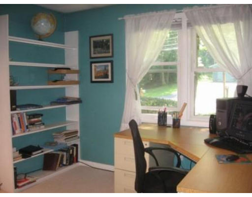 53 Old Stage Road Chelmsford, MA 01824 - Photo 11 of 14 Gallery Image 11