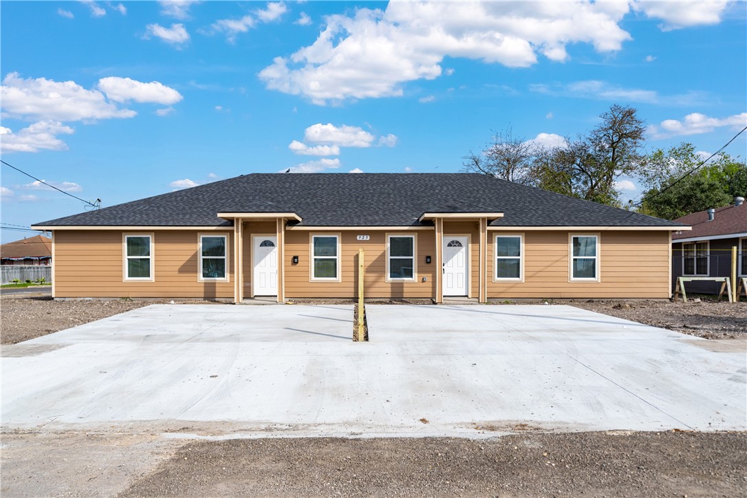 923 Craig Street Corpus Christi, TX 78404 - Photo 1 of 39