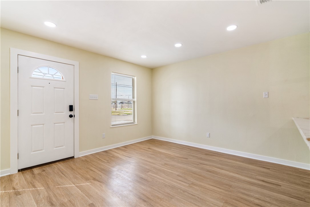 923 Craig Street Corpus Christi, TX 78404 - Photo 23 of 39