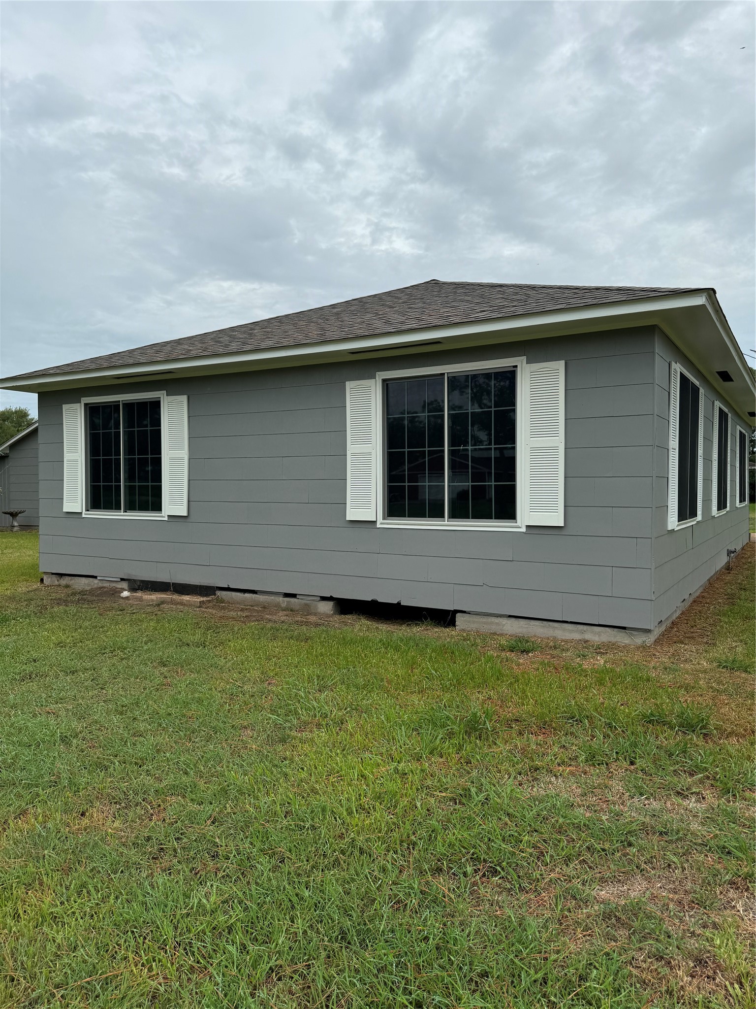 1239 Fm 1160 Road Louise, TX 77455 - Photo 15 of 24 a house view with a garden space