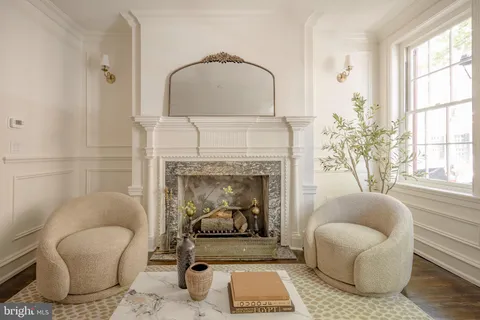 $1,495,000 | 514 Delancey Street, Philadelphia, PA 19106