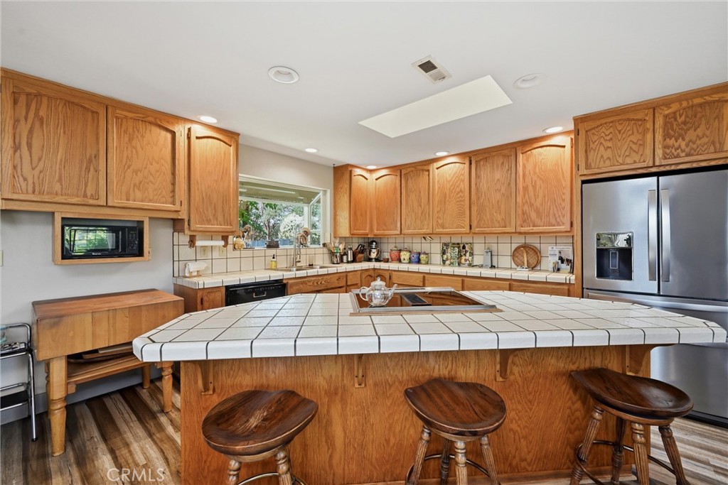 131 Ryan Road Lakeport, CA 95453 - Photo 9 of 59 Kitchen