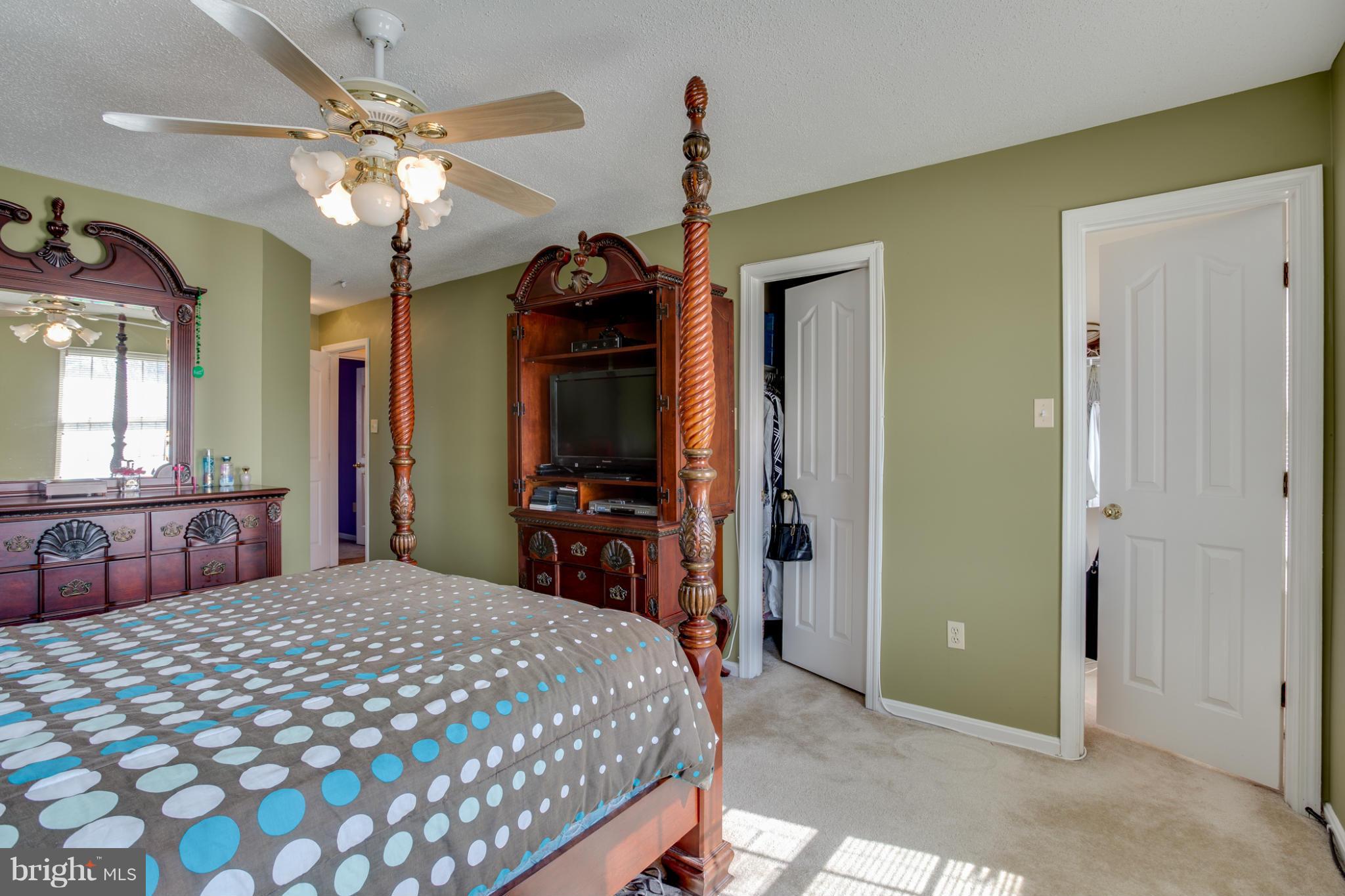 9404 Hobart Street Springdale, MD 20721 - Photo 14 of 29 Bedroom (Master)